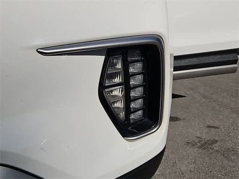 Used 2019 Hyundai Santa Fe XL image 11