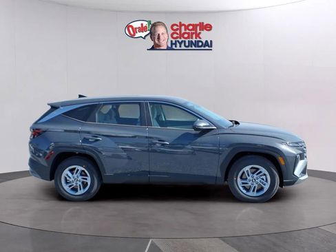 New 2026 Hyundai Tucson SE FWD image 6