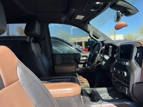 Used 2020 Chevrolet Silverado 2500 High Country w/ Z71 Off-Road Package image 6