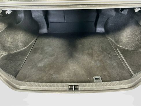 Used 2025 Toyota Camry SE FWD image 33