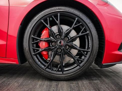 Used 2024 Chevrolet Corvette Stingray Premium Cpe w/ Z51 Performance Package RWD image 37