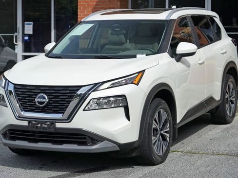 Used 2023 Nissan Rogue SV w/ SV Premium B Package FWD image 42
