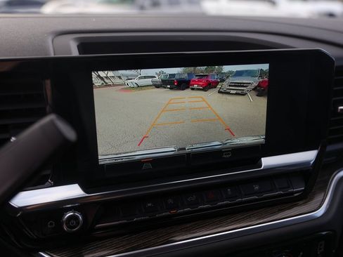 Used 2024 GMC Sierra 1500 Elevation image 20