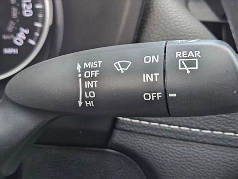 Used 2022 Toyota RAV4 LE FWD image 8