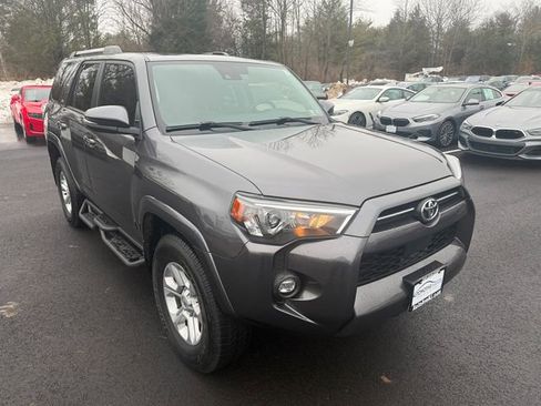 Used 2023 Toyota 4Runner SR5 Premium image 2