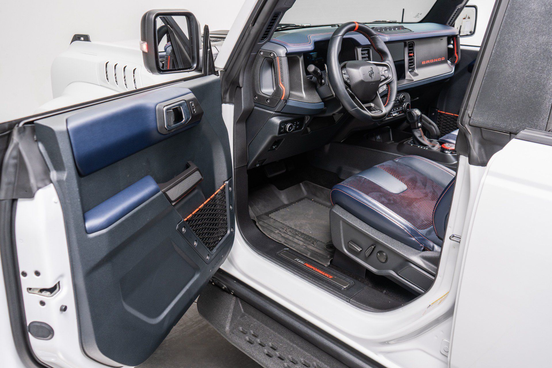 Used 2024 Ford Bronco Raptor AWD/4WD image 23