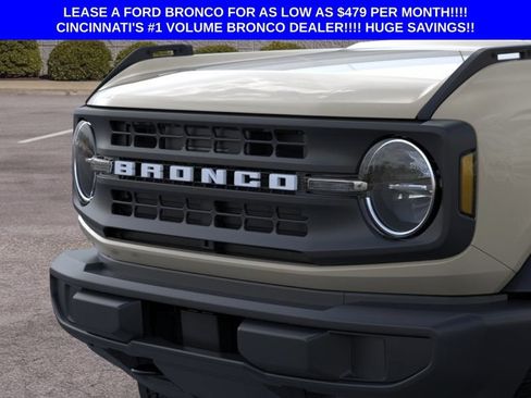 New 2025 Ford Bronco 4-Door AWD/4WD image 19