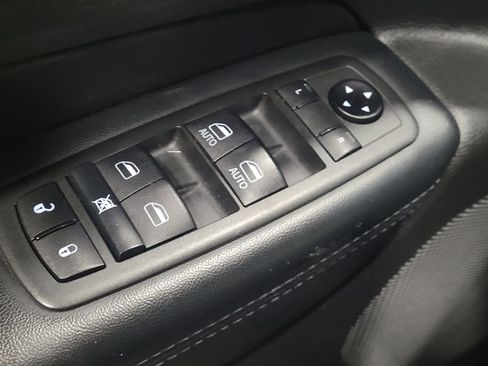 Used 2021 Jeep Grand Cherokee Limited w/ Luxury Group II AWD/4WD image 27