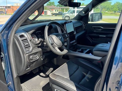 Used 2023 RAM 1500 Laramie AWD/4WD image 10