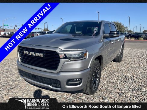 Used 2025 RAM 1500 Laramie AWD/4WD image 1