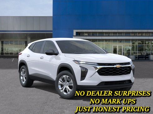 New 2026 Chevrolet Trax LS FWD image 7