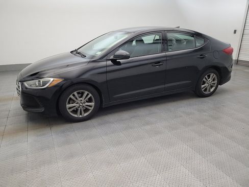 Used 2018 Hyundai Elantra SEL FWD image 2