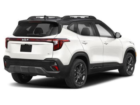 Used 2024 Kia Seltos X-Line AWD/4WD image 2