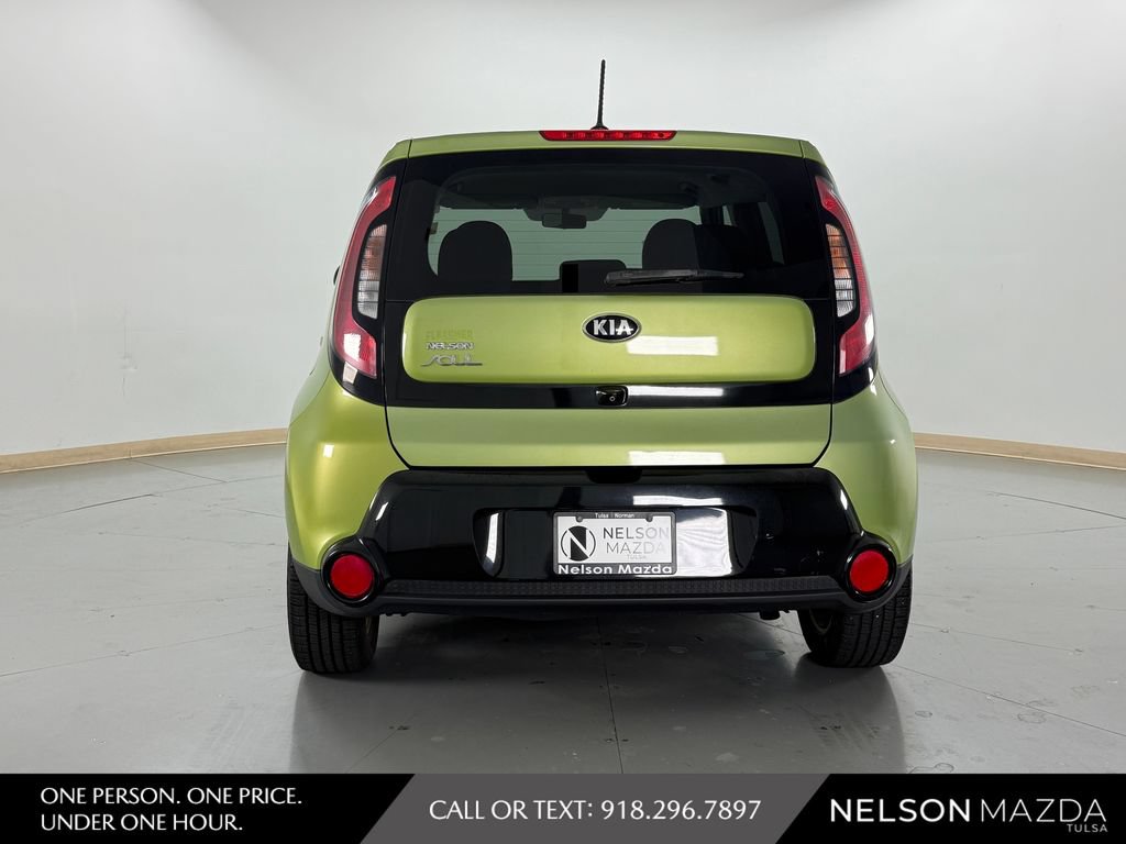 Used 2016 Kia Soul + FWD image 7