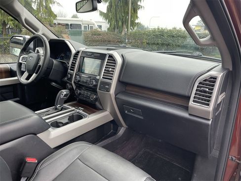 Used 2016 Ford F150 Lariat image 29