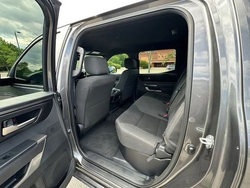 Used 2025 Toyota Tundra SR5 AWD/4WD image 18