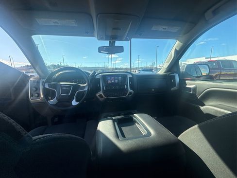 Used 2019 GMC Sierra 1500 SLE w/ SLE Value Package image 23