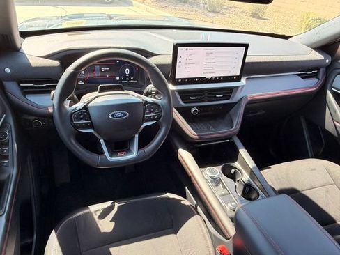 Used 2025 Ford Explorer ST AWD/4WD image 13
