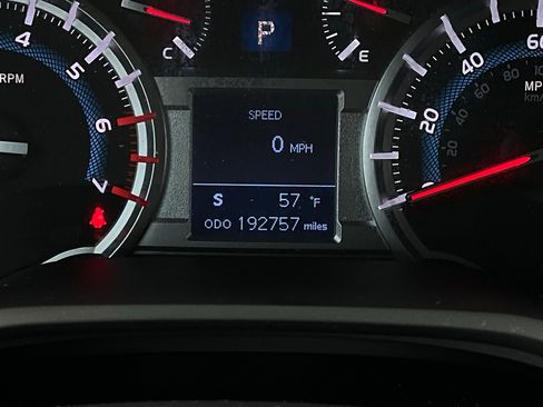 Used 2015 Toyota 4Runner Limited image 40