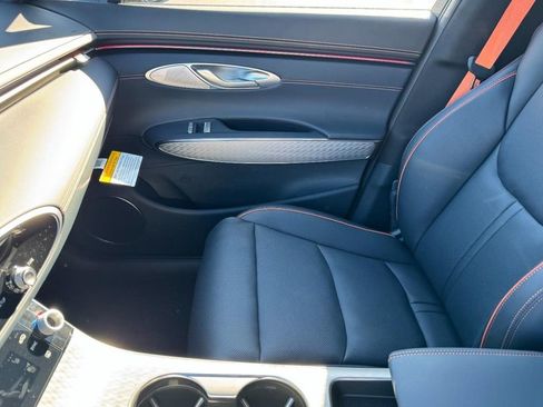 New 2026 Genesis GV70 2.5T Sport Prestige AWD/4WD image 9