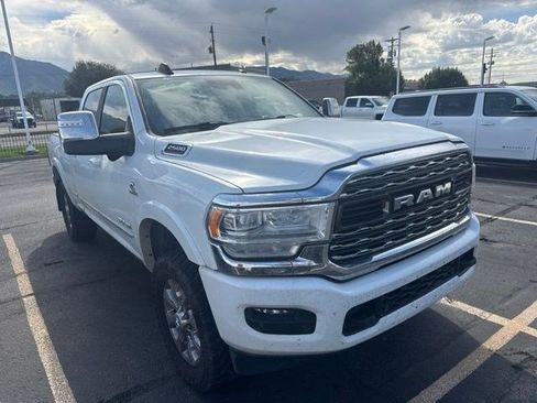 Used 2023 RAM 2500 Limited AWD/4WD image 3