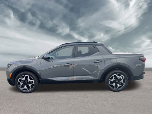 Used 2022 Hyundai Santa Cruz Limited image 2