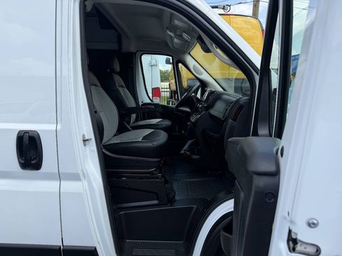 Used 2025 RAM ProMaster 3500 w/ Convenience Group FWD image 13