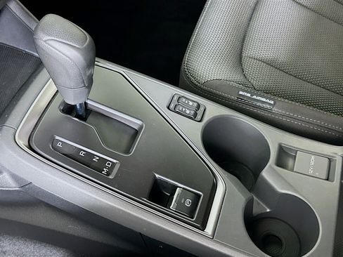 Used 2024 Subaru Crosstrek 2.0i Premium image 24