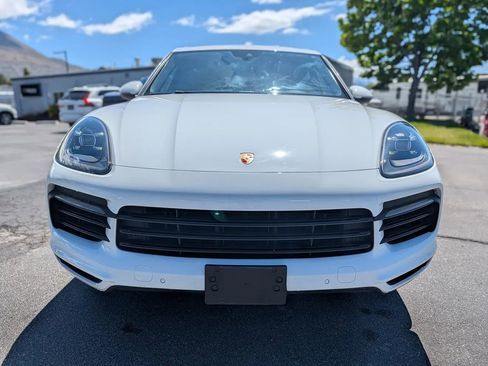 Used 2021 Porsche Cayenne AWD/4WD image 9