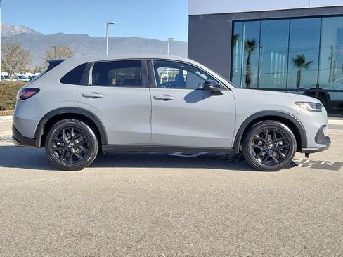 Used 2023 Honda HR-V Sport image 34