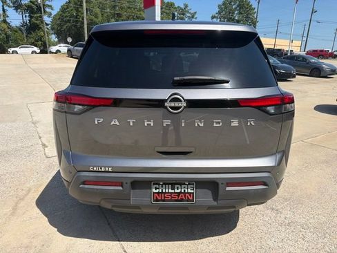Used 2024 Nissan Pathfinder S w/ Cargo Package FWD image 7