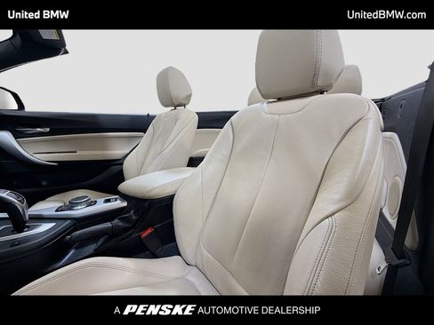 Used 2020 BMW 230i xDrive Convertible w/ M Sport Package AWD/4WD image 5