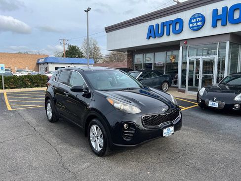 Used 2018 Kia Sportage LX image 3