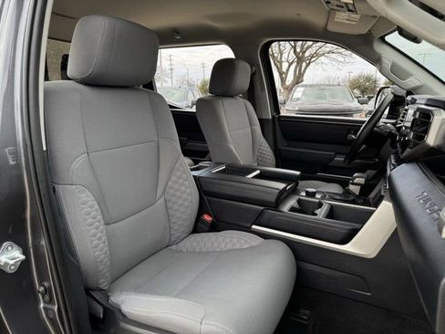 Used 2023 Toyota Tundra SR5 w/ SR5 Convenience Package image 33