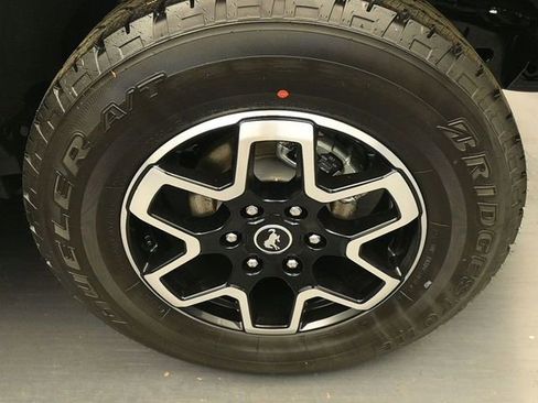 New 2026 Ford Bronco Outer Banks image 9