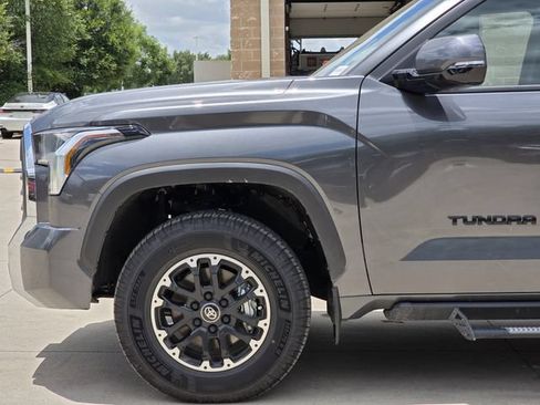 New 2026 Toyota Tundra SR5 w/ TRD Off-Road Premium Package AWD/4WD image 6