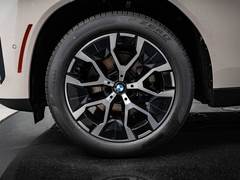 New 2026 BMW X3 xDrive30i w/ Premium Package AWD/4WD image 13