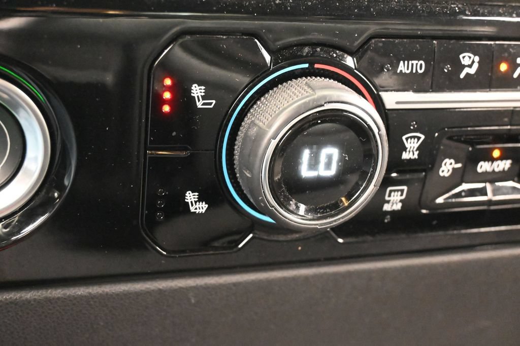 Used 2023 Chevrolet Silverado 1500 LT RWD image 22