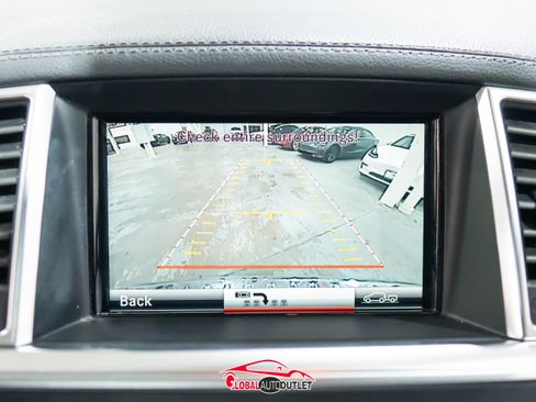 Used 2015 Mercedes-Benz ML 400 4MATIC image 31