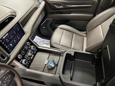 Used 2023 GMC Yukon Denali image 34