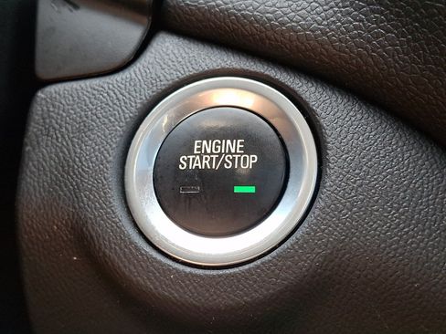 Used 2020 Chevrolet Equinox LT AWD/4WD image 26