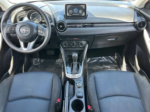 Used 2016 Scion iA FWD image 15