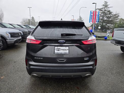 Used 2020 Ford Edge SEL image 6