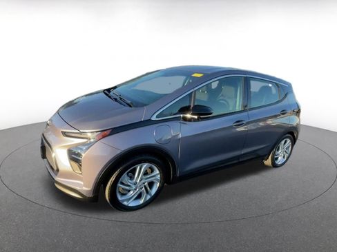 Used 2023 Chevrolet Bolt LT w/ Driver Confidence Package image 8