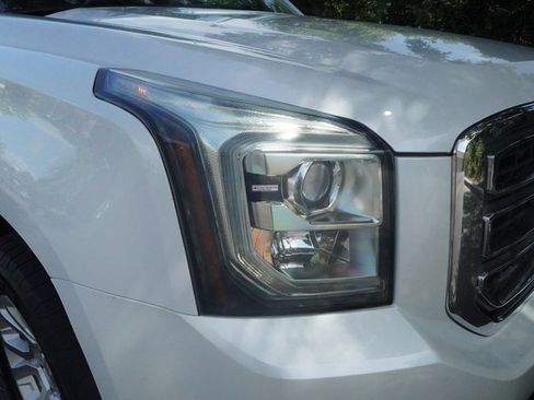 Used 2018 GMC Yukon SLT w/ Open Road Package AWD/4WD image 35