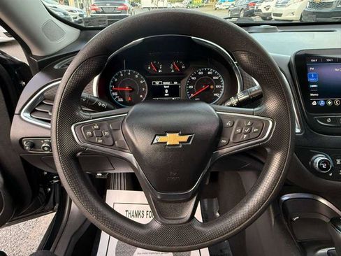 Used 2020 Chevrolet Malibu LT image 19