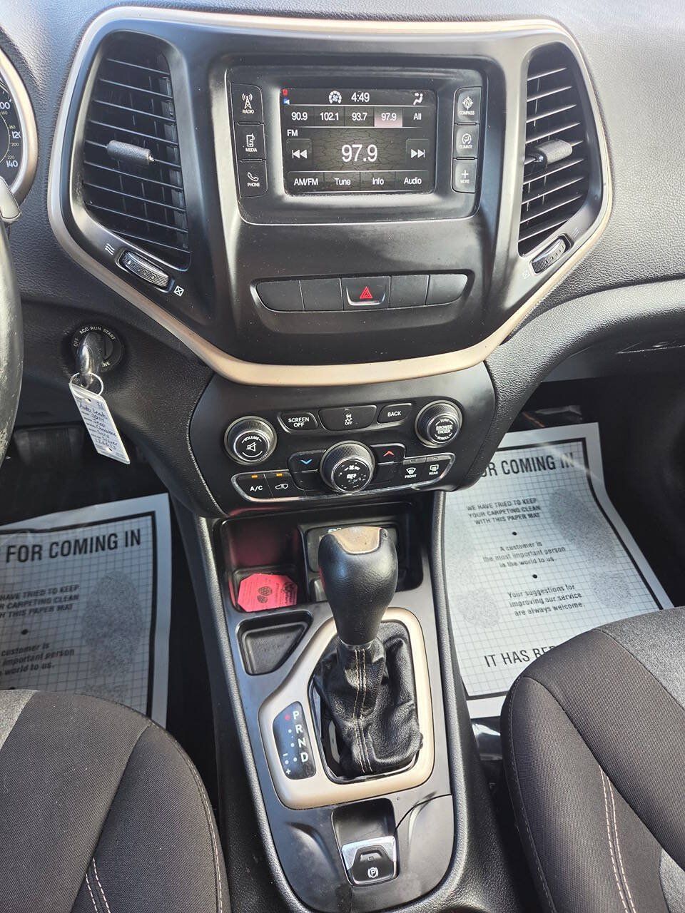 Used 2014 Jeep Cherokee Latitude FWD image 9