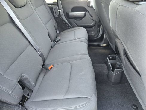 Used 2022 Jeep Wrangler Unlimited Sport AWD/4WD image 39