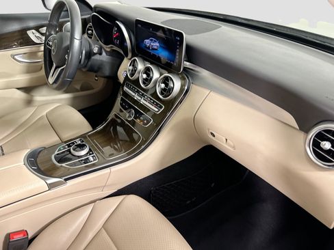 Used 2020 Mercedes-Benz C 300 Sedan image 27