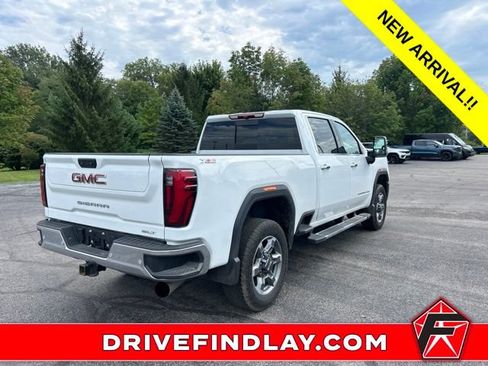 Used 2025 GMC Sierra 2500 SLT AWD/4WD image 9